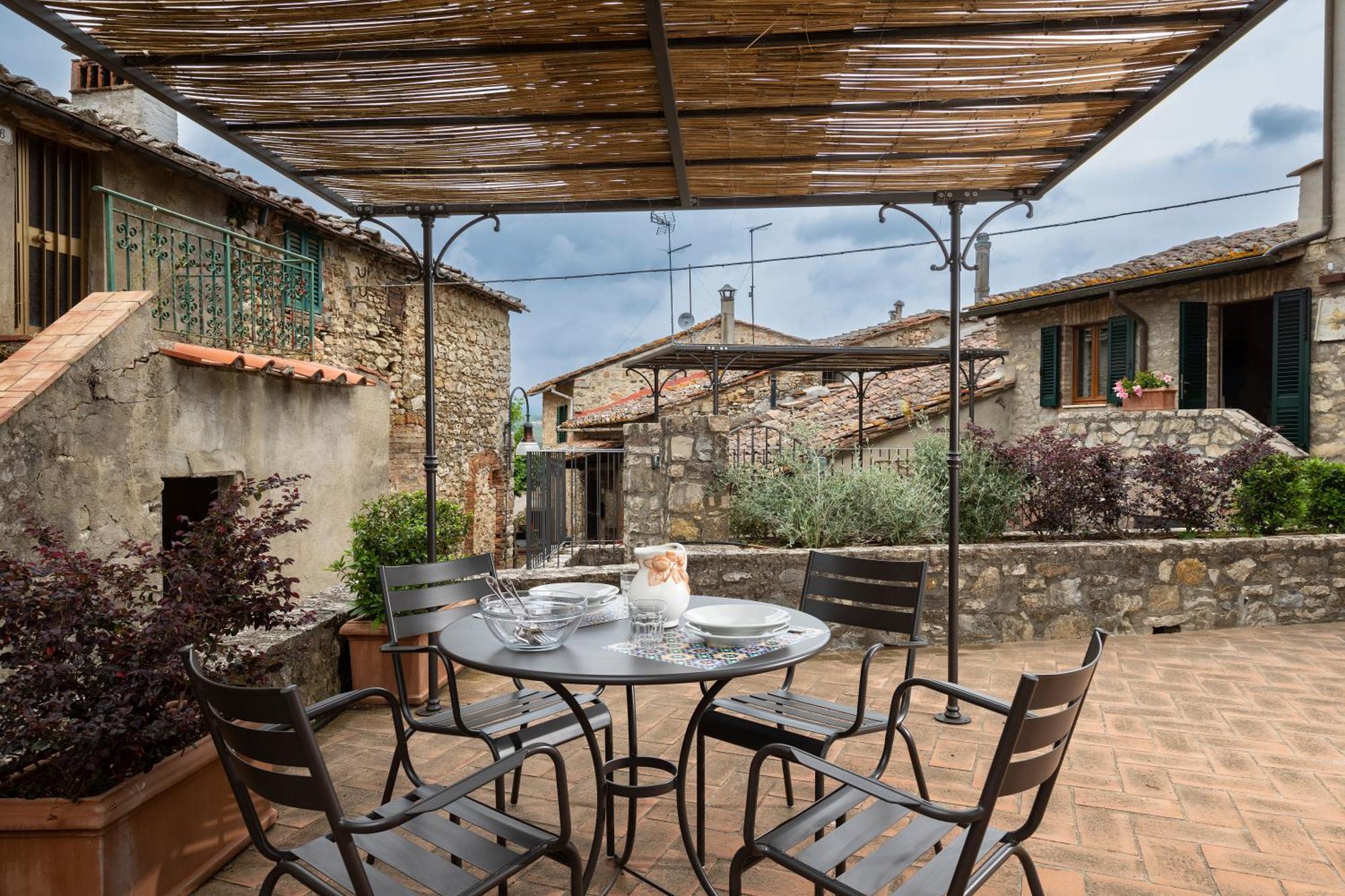 فيلا Borgo A Monti Di Sotto غايولي إن كيانتي المظهر الخارجي الصورة